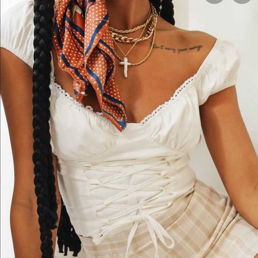 Verge Girl White lace corset top